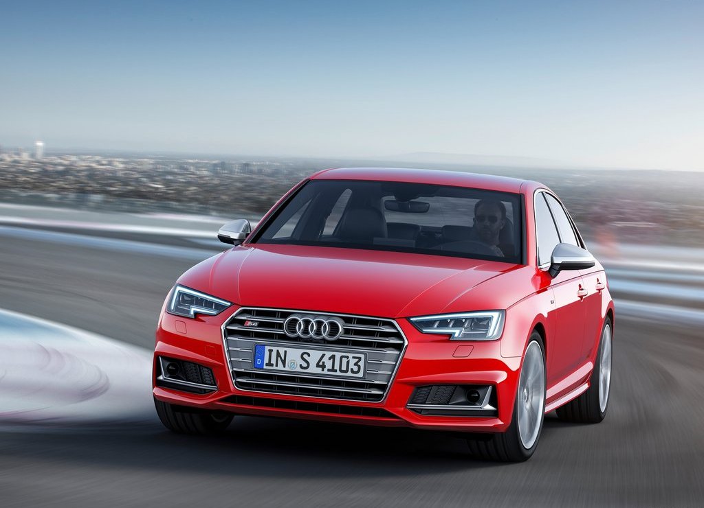 AUDI REVELA EM FRANKFURT O S4 COM 354 CV, foto 5