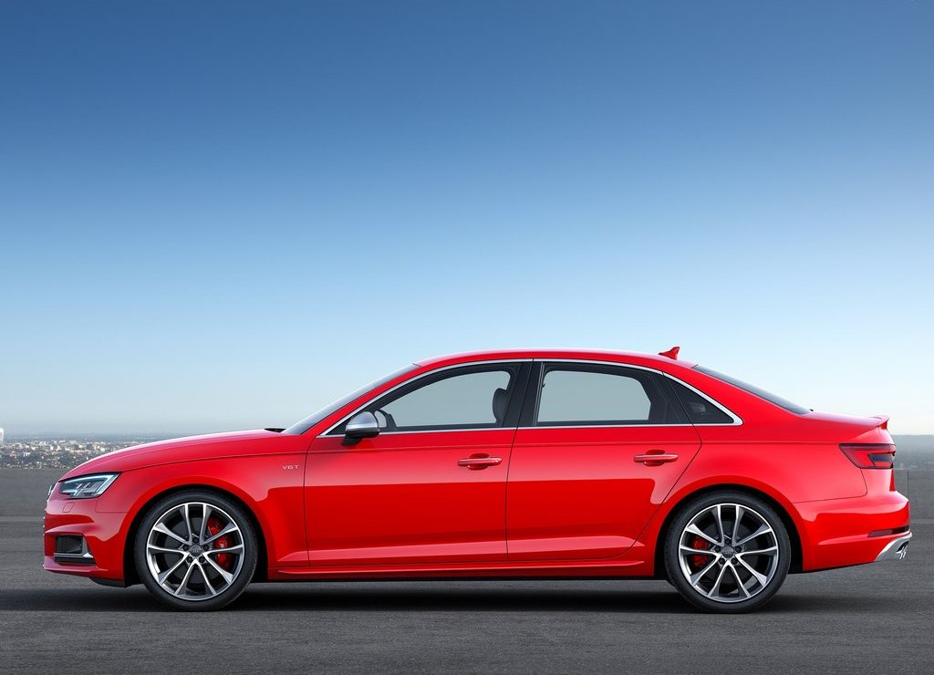 AUDI REVELA EM FRANKFURT O S4 COM 354 CV, foto 7