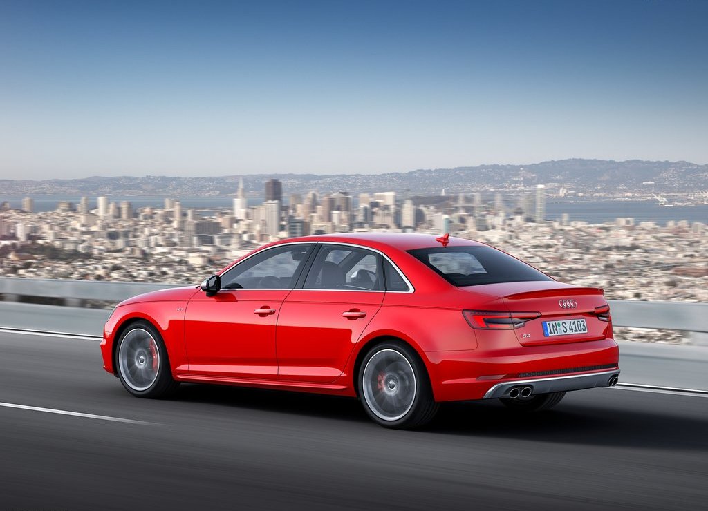 AUDI REVELA EM FRANKFURT O S4 COM 354 CV, foto 10