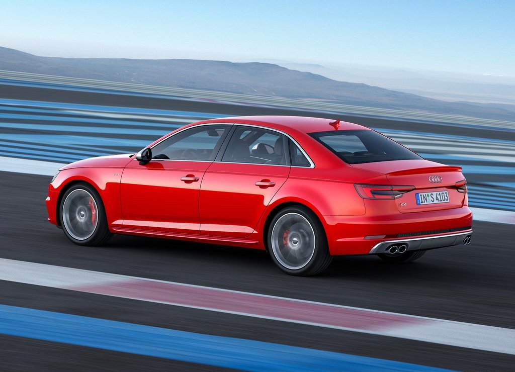 AUDI REVELA EM FRANKFURT O S4 COM 354 CV, foto 11