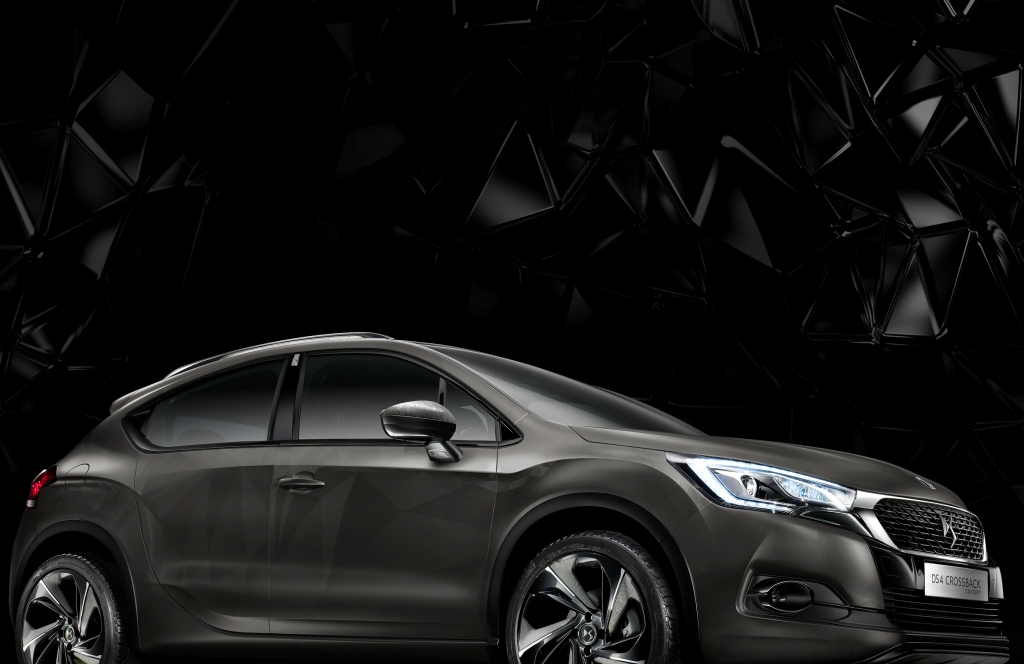 DS 4 CROSSBACK CONCEPT MOSTRA INSERÇÕES DE PEDRA NA CARROCERIA, foto 4