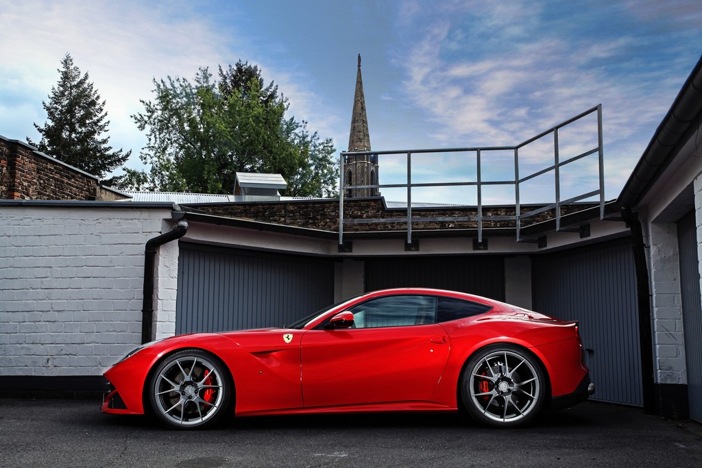 FERRARI F12 BERLINETTA LOMA: A BELEZA CHEGA COM MODIFICAÇÕES SIMPLES, foto 4