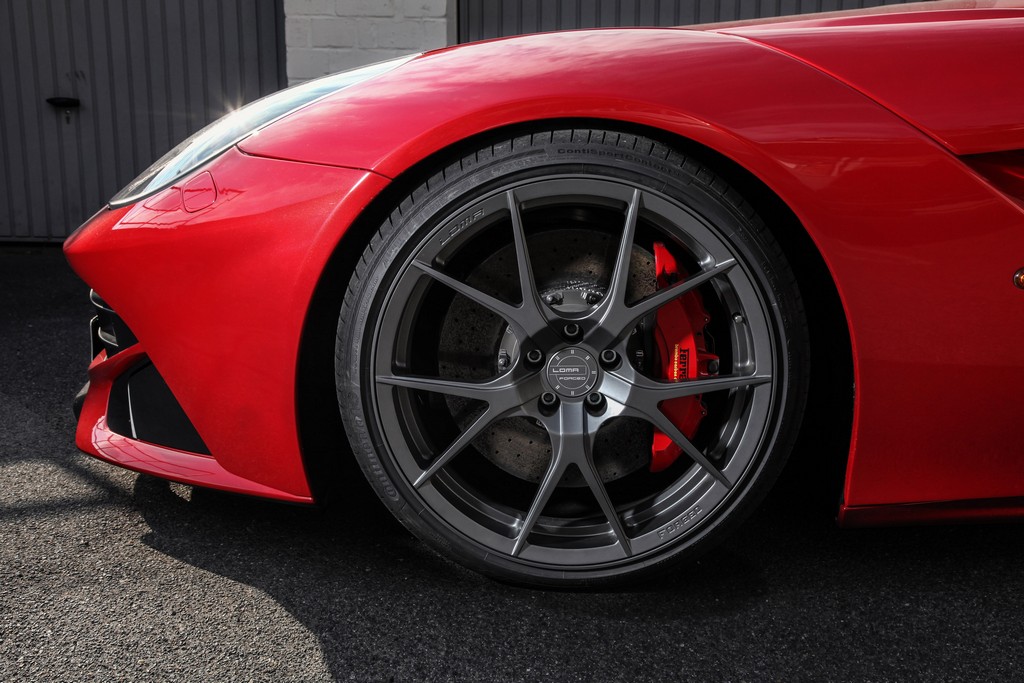 FERRARI F12 BERLINETTA LOMA: A BELEZA CHEGA COM MODIFICAÇÕES SIMPLES, foto 7
