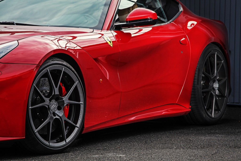 FERRARI F12 BERLINETTA LOMA: A BELEZA CHEGA COM MODIFICAÇÕES SIMPLES, foto 10