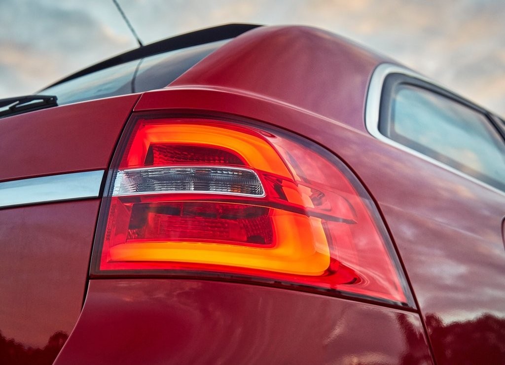 COMMODORE VFII: HOLDEN APRESENTA O ÚLTIMO MODELO QUE SERÁ FABRICADO NA AUSTRÁLIA, foto 13