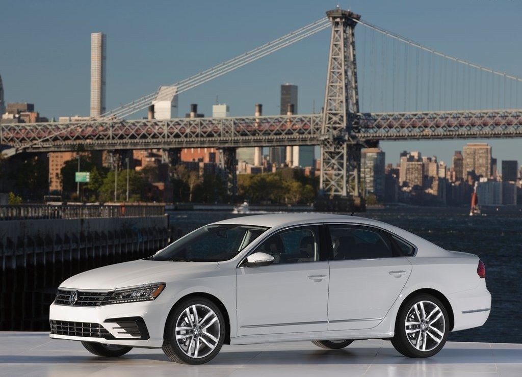 VOLKSWAGEN APRESENTA O PASSAT RENOVADO NOS EUA, foto 4