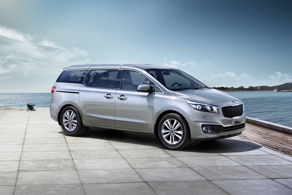 KIA CARNIVAL DEMONSTRA SUA SEGURANÇA EM CRASH TEST VERTICAL, foto 1