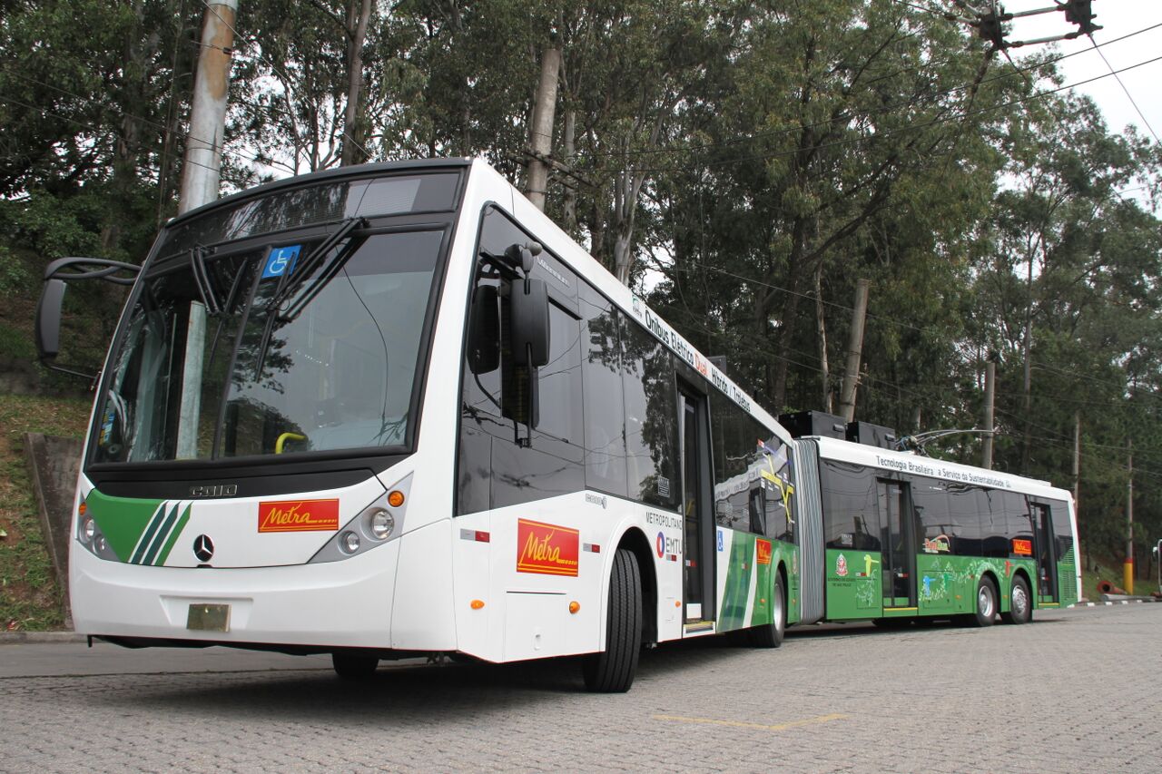 MERCEDES-BENZ DESENVOLVE MOTOR-GERADOR PARA ÔNIBUS ELÉTRICO HÍBRIDO, foto 1
