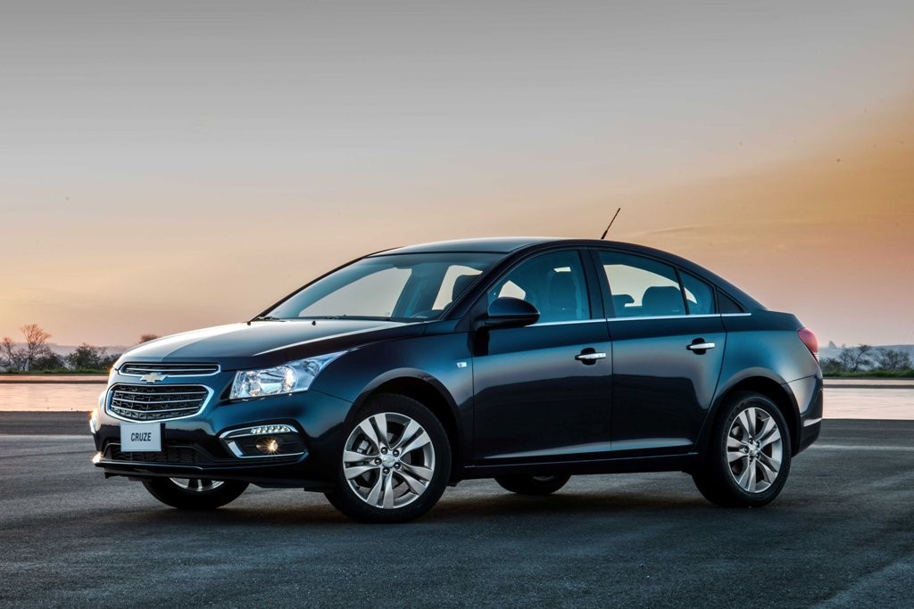 CHEVROLET CRUZE 2016 RECEBE O SISTEMA ONSTAR, MAS CONTINUA NA GERAÇÃO ANTIGA, foto 1