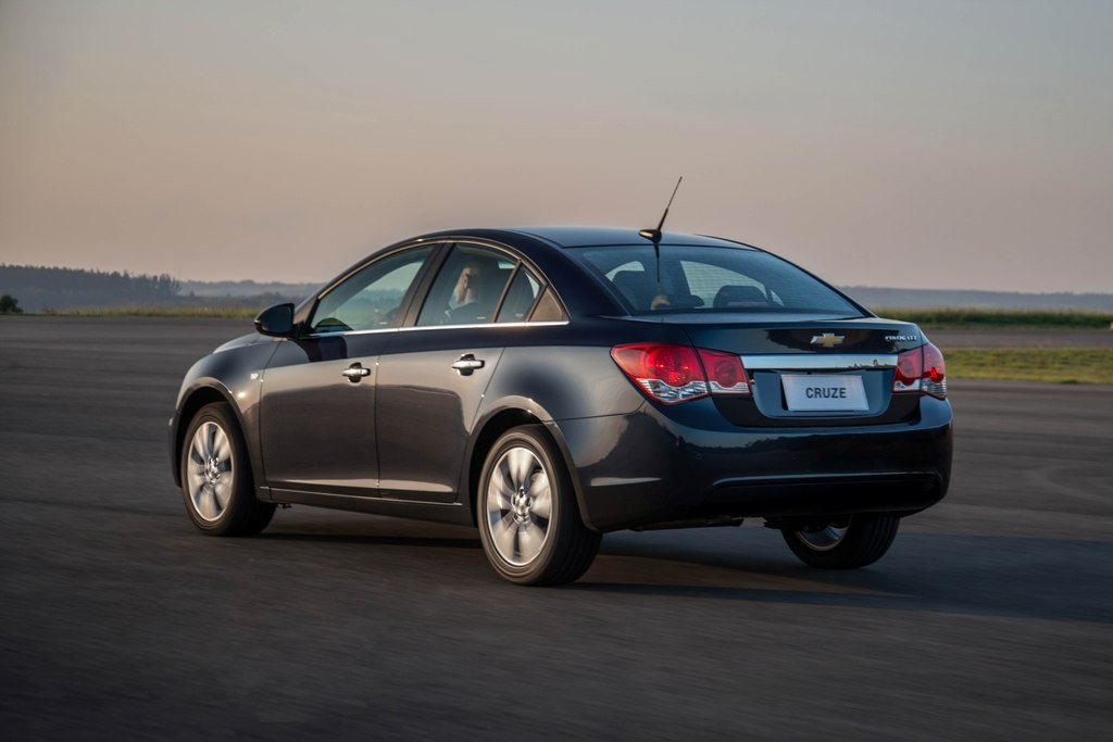 CHEVROLET CRUZE 2016 RECEBE O SISTEMA ONSTAR, MAS CONTINUA NA GERAÇÃO ANTIGA, foto 4