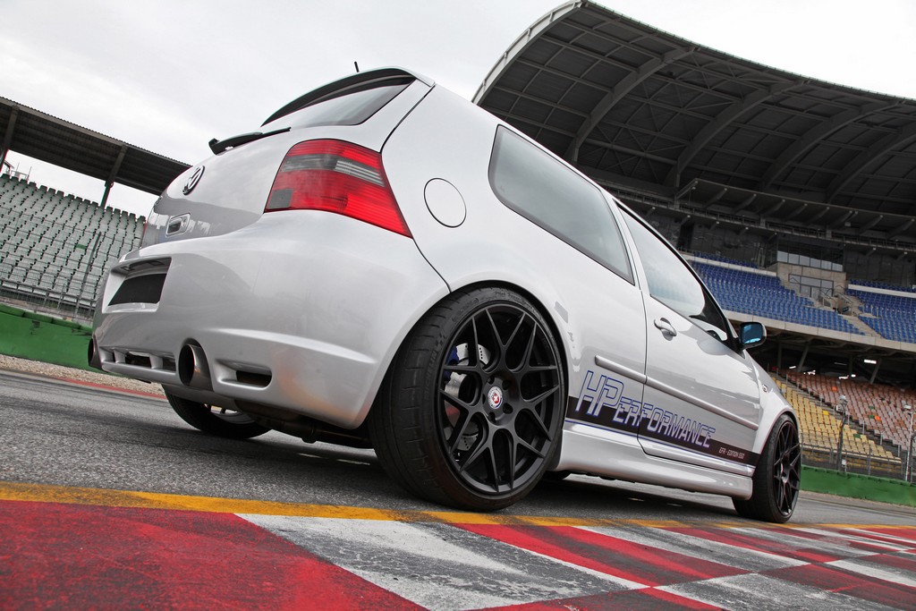 HPERFORMANCE MOSTRA VOLKSWAGEN GOLF IV R32 COM 550 CV, foto 12