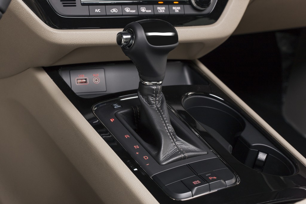 KIA GRAND CARNIVAL: SALTOS DE TECNOLOGIA E DE ESTILO, foto 13