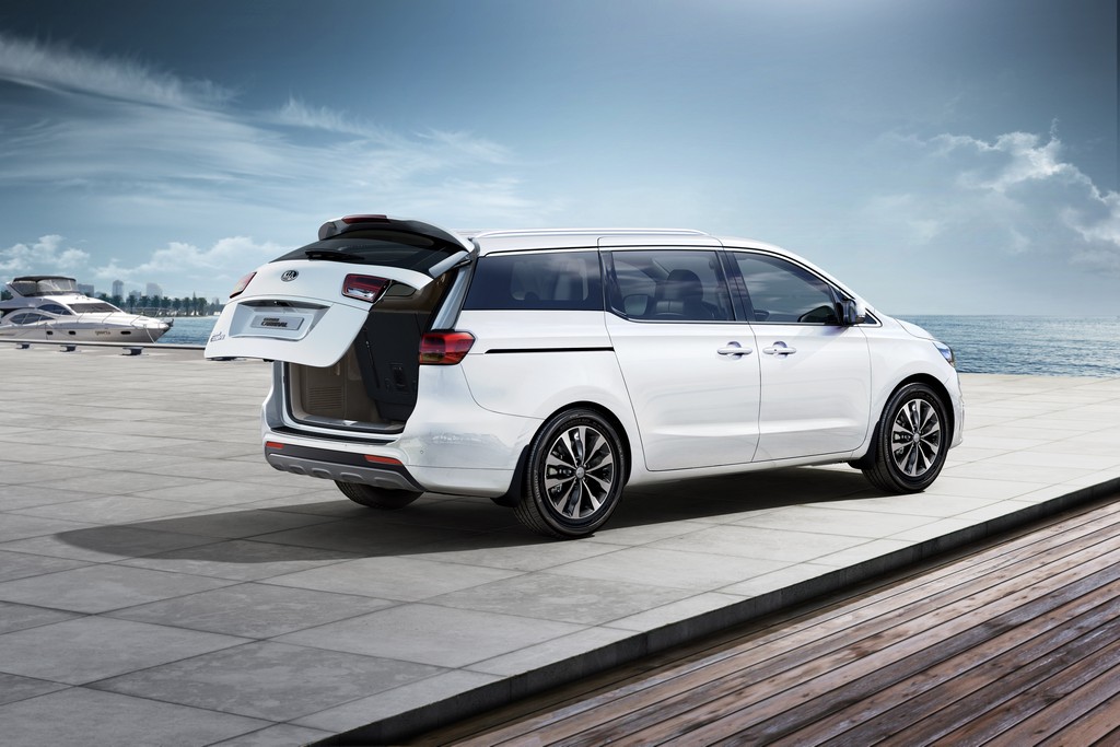 KIA GRAND CARNIVAL: SALTOS DE TECNOLOGIA E DE ESTILO, foto 14