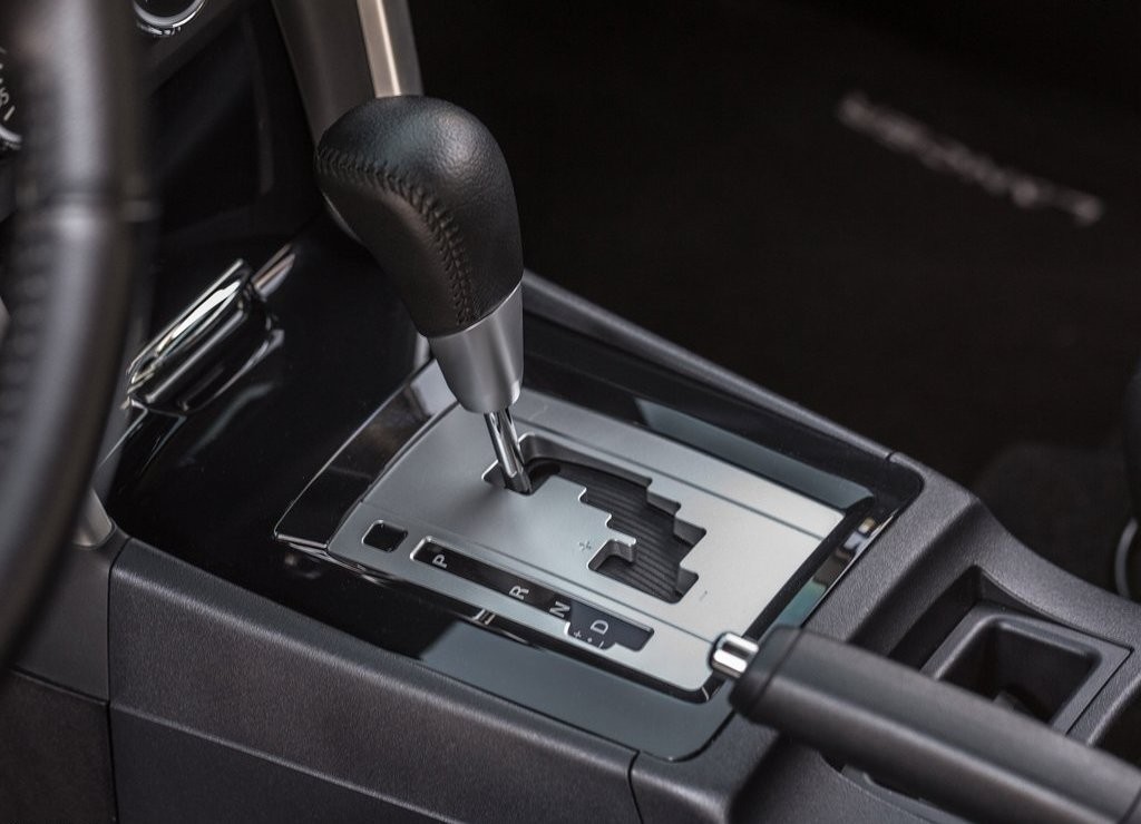 MITSUBISHI LANCER SEGUE VIVO COM UM NOVO RESTYLING, foto 27