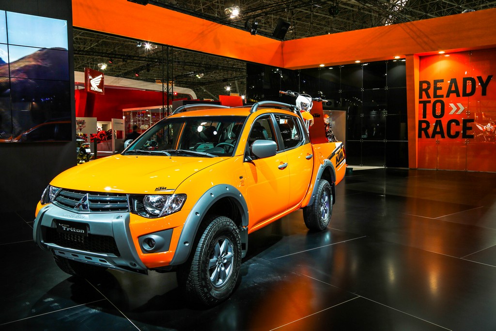 KTM E MITSUBISHI LANÇAM A L200 TRITON KTM SERIES, foto 1