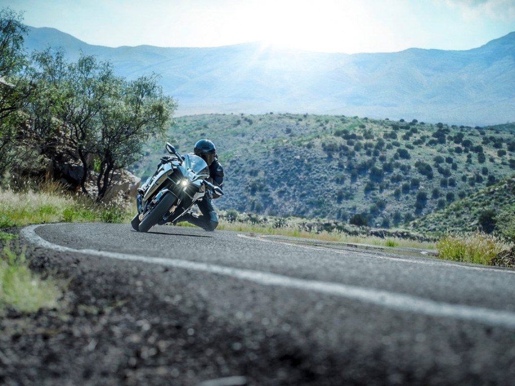 KAWASAKI NINJA H2 FOI ELEITA A MOTO DO ANO, foto 4