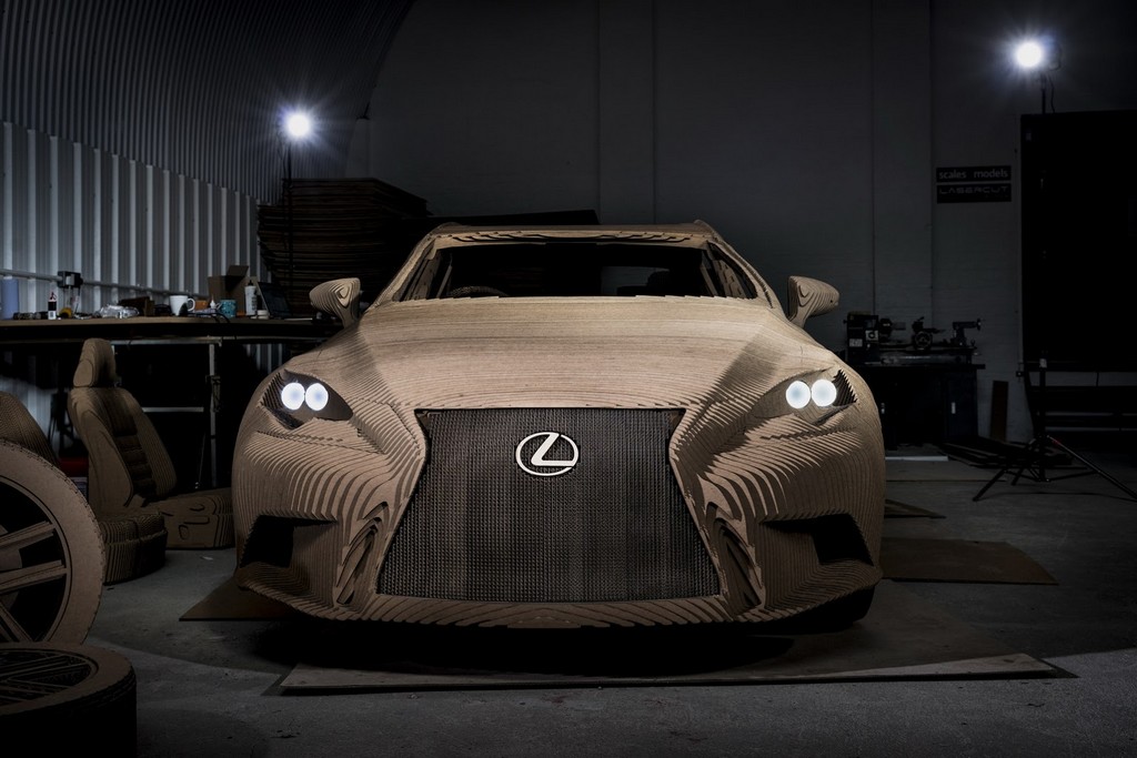 LEXUS FABRICA UM MODELO IS EM HOMENAGEM AOS ORIGAMI, foto 4