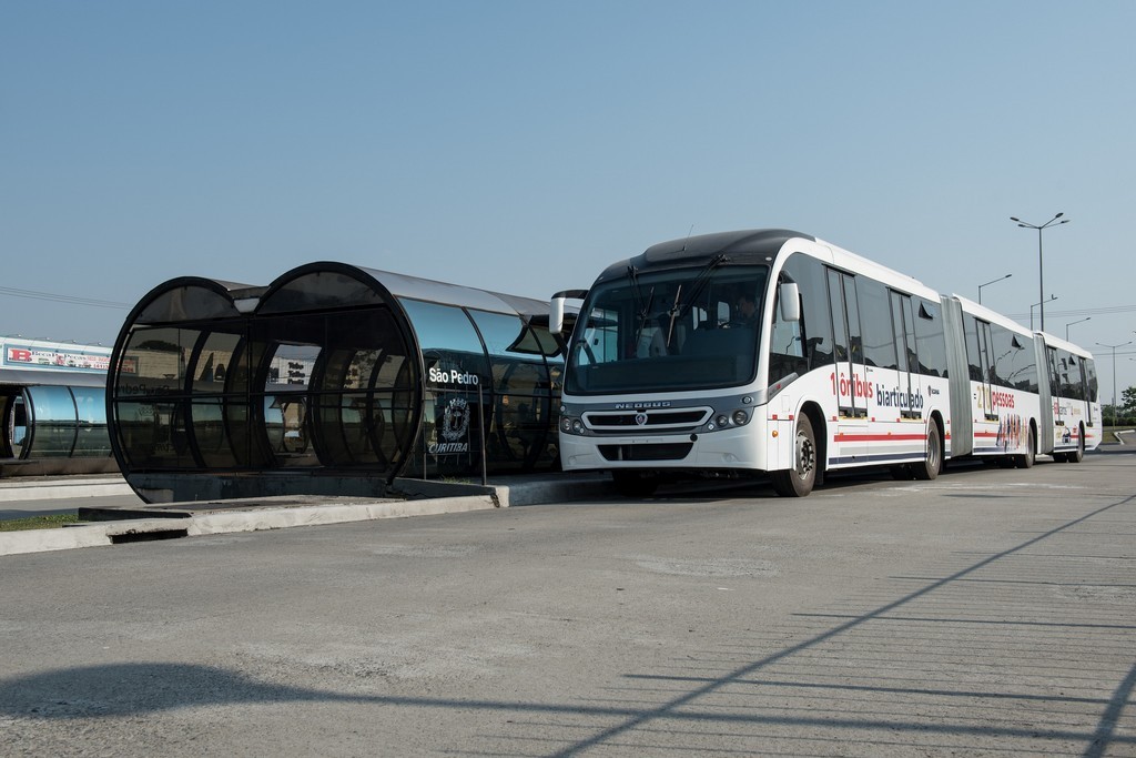 SCANIA MOSTRA ÔNIBUS QUE PODE TIRAR ATÉ 135 CARROS DAS RUAS, foto 2