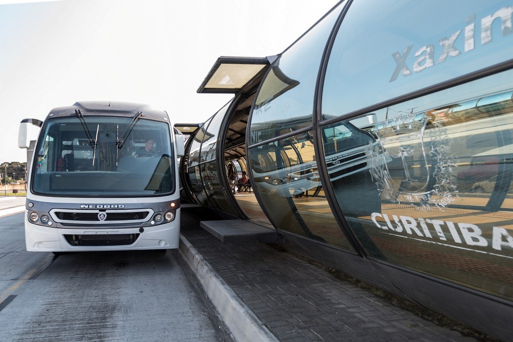 SCANIA MOSTRA ÔNIBUS QUE PODE TIRAR ATÉ 135 CARROS DAS RUAS, foto 6