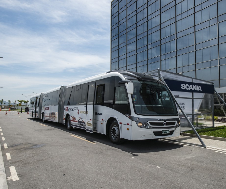 SCANIA MOSTRA ÔNIBUS QUE PODE TIRAR ATÉ 135 CARROS DAS RUAS, foto 9