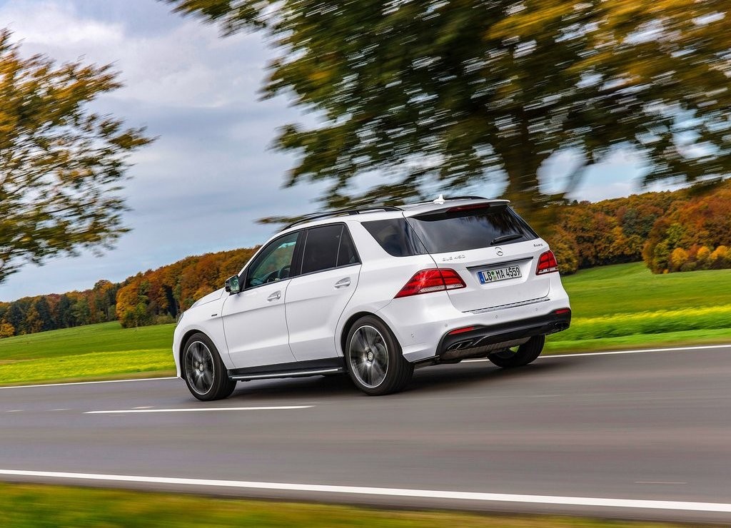 MERCEDES-BENZ GLE 450 AMG 4MATIC: O TERCEIRO DA NOVA LINHAGEM ESPORTIVA, foto 6