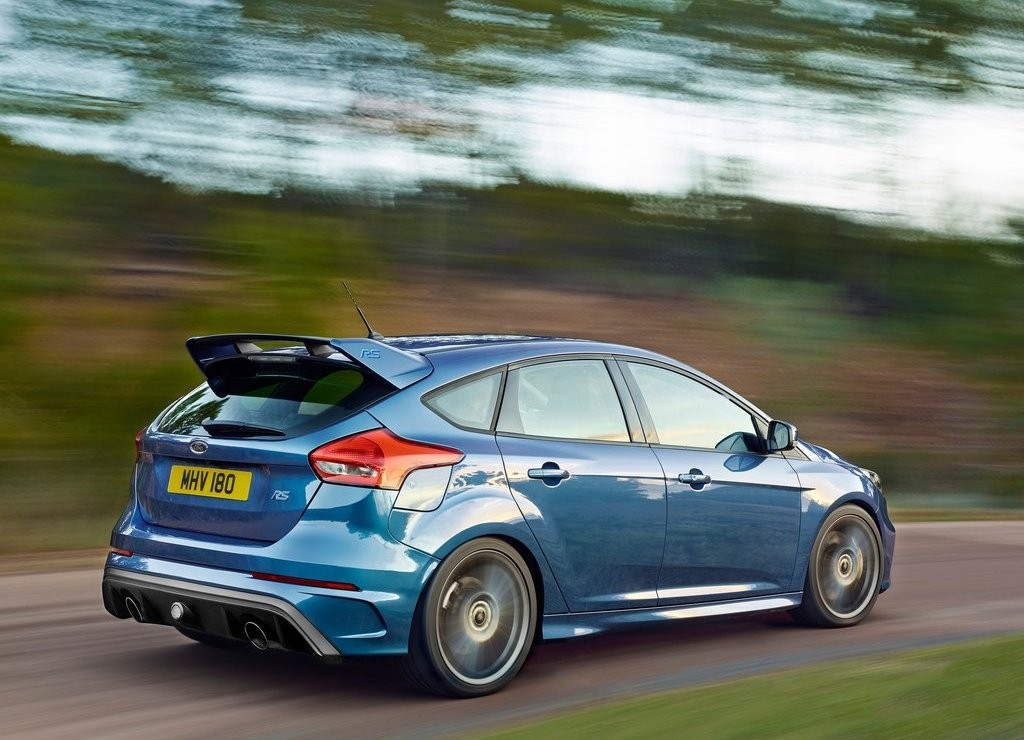 NOVO FORD FOCUS RS TERÁ 355 CV, foto 8