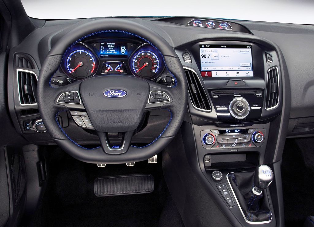 NOVO FORD FOCUS RS TERÁ 355 CV, foto 40