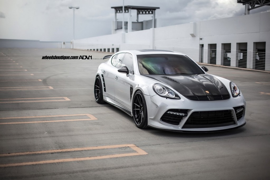 MANSORY MOSTRA PORSCHE PANAMERA COM 680 CV, foto 1