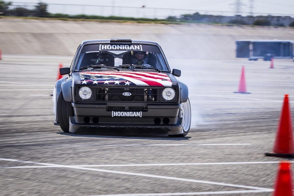 KEN BLOCK APRESENTA UM FORD ESCORT RS MK II DE 1978 COM 333 CV, foto 21