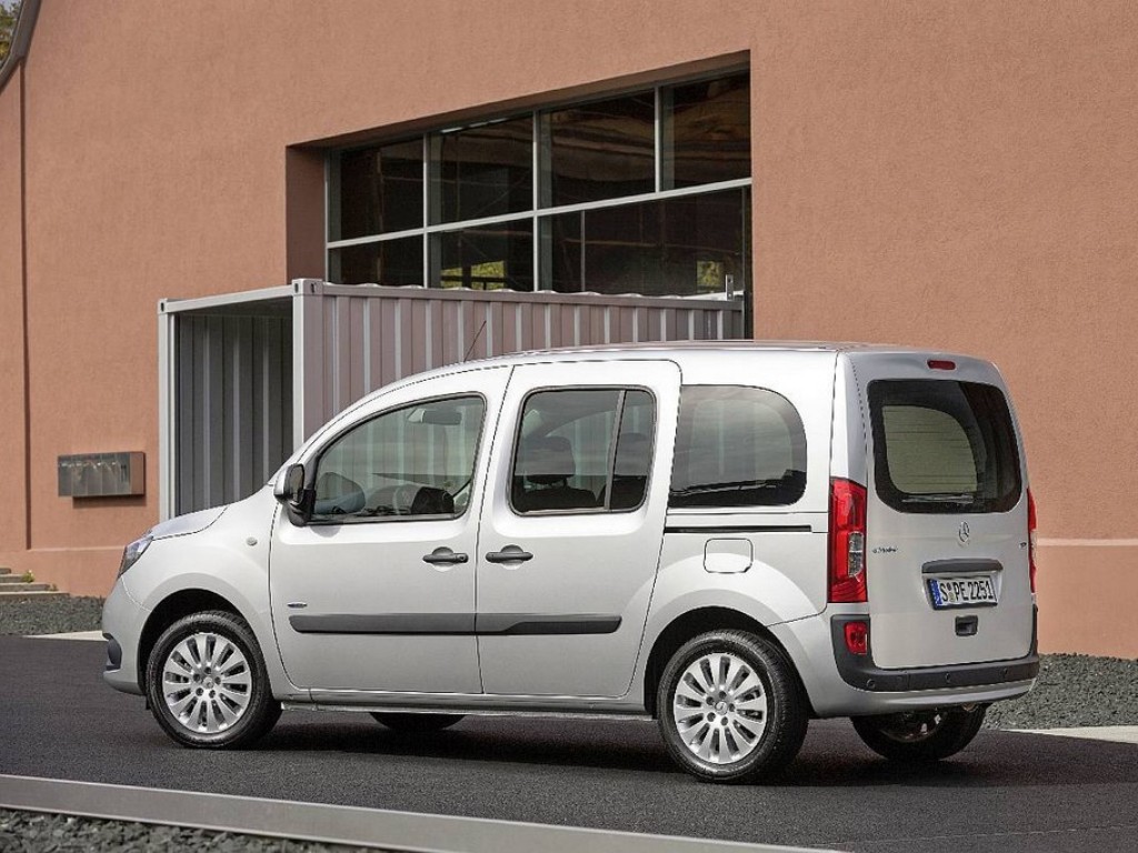 MERCEDES-BENZ CITAN COM LINHA ATUALIZADA NA EUROPA, foto 6