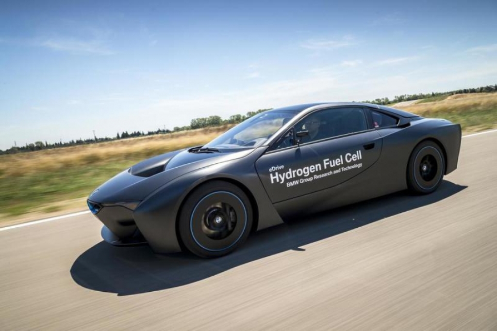 BMW TERÁ MODELO ’FUEL CELL’ COM AUTONOMIA DE 700 KM, foto 1