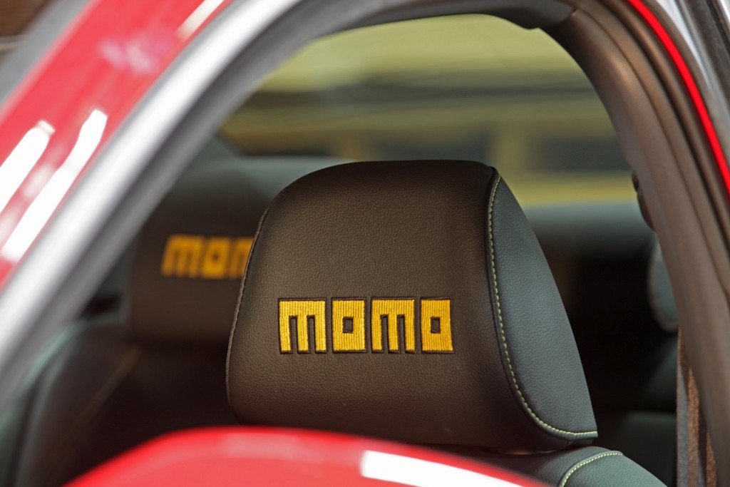 VOLKSWAGEN JETTA GLI MAIS ESPORTIVO COM PROJETO DA MOMO, foto 6