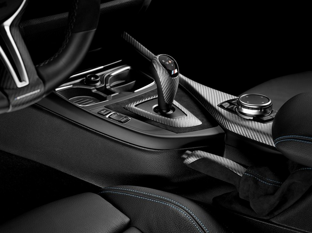 BMW M2: AINDA MAIS ESPORTIVO COM OS ACESSÓRIOS DA M PERFORMANCE, foto 6