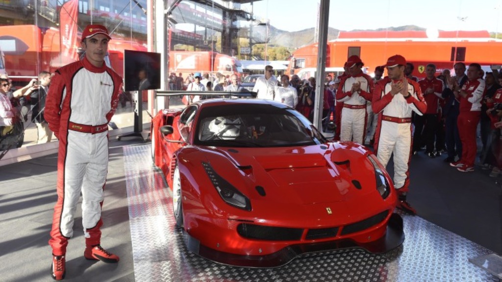 FERRARI F488 GTE E F488 GT3 FORAM APRESENTADOS EM MUGELLO, foto 2