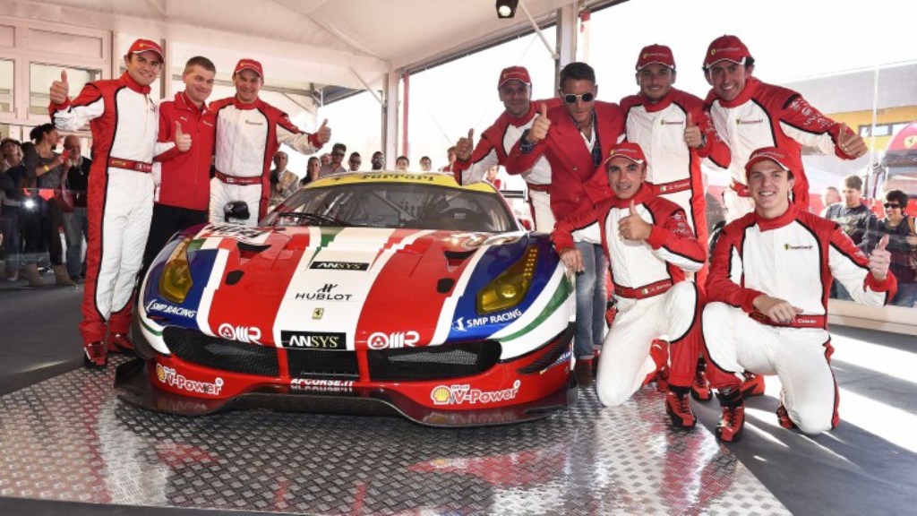 FERRARI F488 GTE E F488 GT3 FORAM APRESENTADOS EM MUGELLO, foto 4
