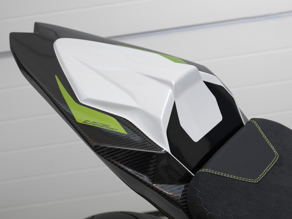 BMW MOTORRAD APRESENTA A SUPERESPORTIVA CONCEITUAL eRR: DINAMISMO E EMISSÕES ZERO, foto 6