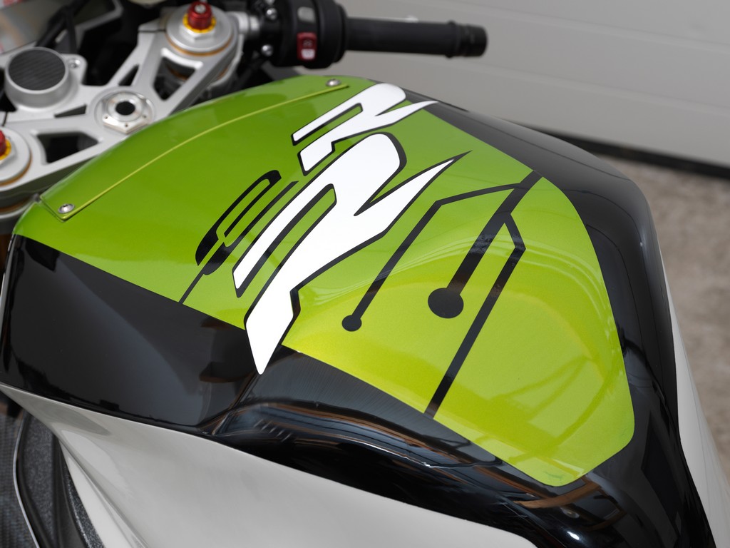 BMW MOTORRAD APRESENTA A SUPERESPORTIVA CONCEITUAL eRR: DINAMISMO E EMISSÕES ZERO, foto 8