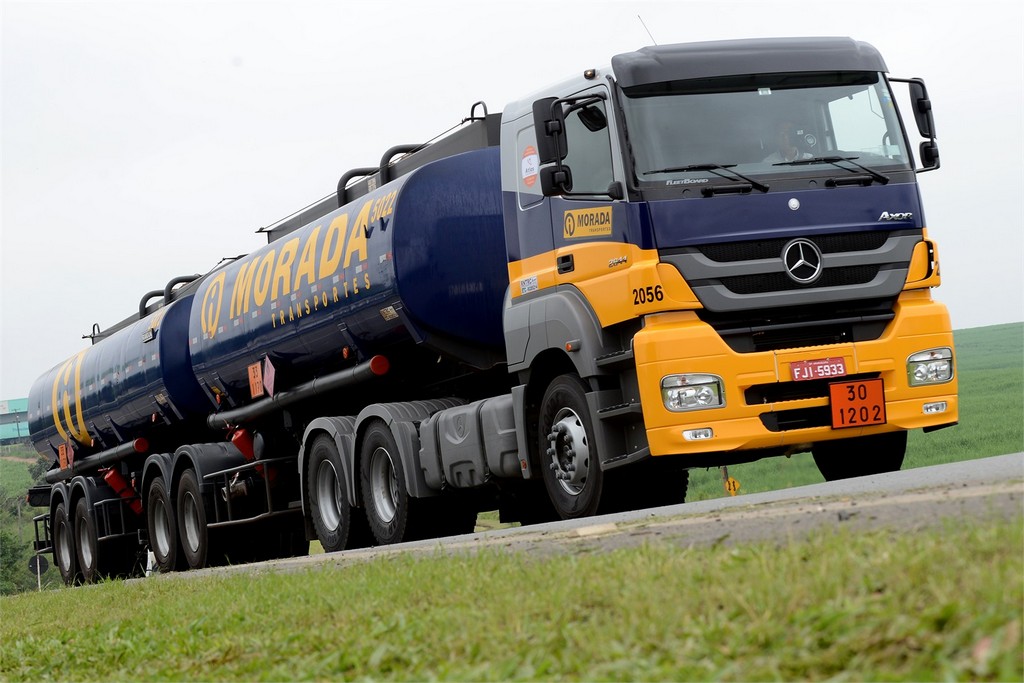 MERCEDES-BENZ VENDE 40 CAMINHÕES EXTRAPESADOS PARA A MORADA TRANSPORTES, foto 2