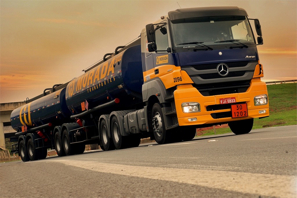 MERCEDES-BENZ VENDE 40 CAMINHÕES EXTRAPESADOS PARA A MORADA TRANSPORTES, foto 4