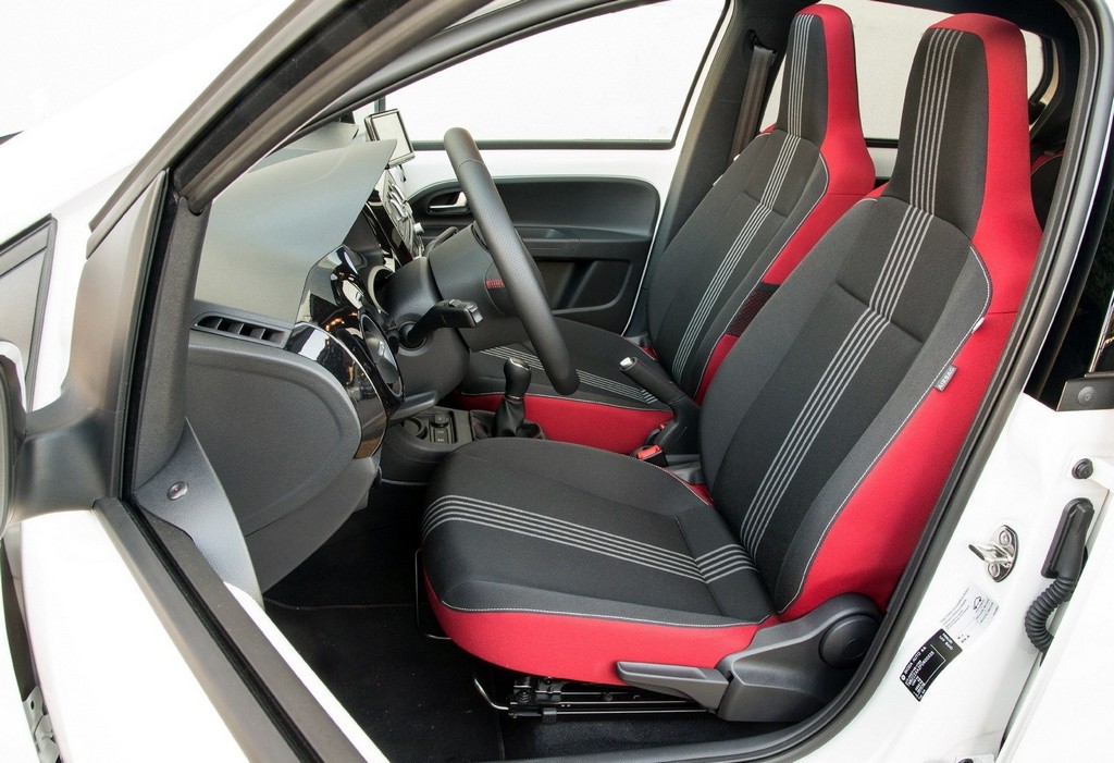 SKODA CITIGO AGORA TAMBÉM NA VERSÃO MONTE CARLO, foto 7