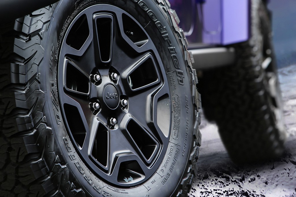 DOIS MODELOS DA JEEP MUITO ESPECIAIS PARA O SALÃO DE LOS ANGELES, foto 4