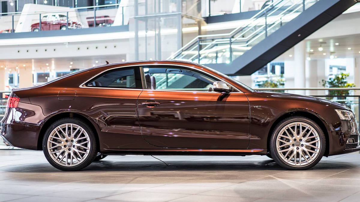 AUDI EXCLUSIVE MOSTRA PINTURA EXCLUSIVA PARA O S5 COUPE, foto 3