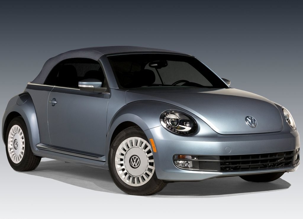 VOLKSWAGEN BEETLE DENIM: UMA HOMENAGEM ÀS CALÇAS JEANS, foto 2