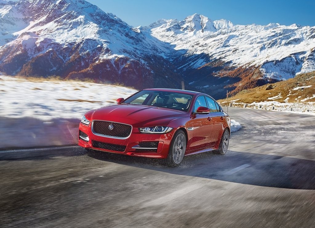 JAGUAR XE AGORA TAMBÉM COM TRAÇÃO INTEGRAL, foto 1