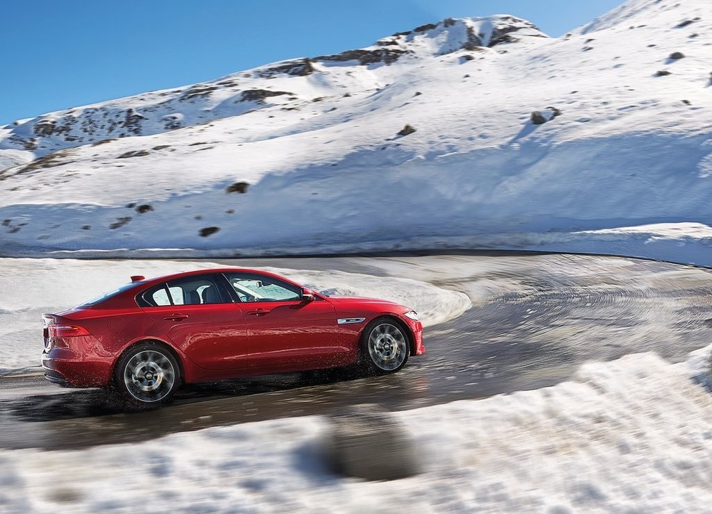 JAGUAR XE AGORA TAMBÉM COM TRAÇÃO INTEGRAL, foto 5