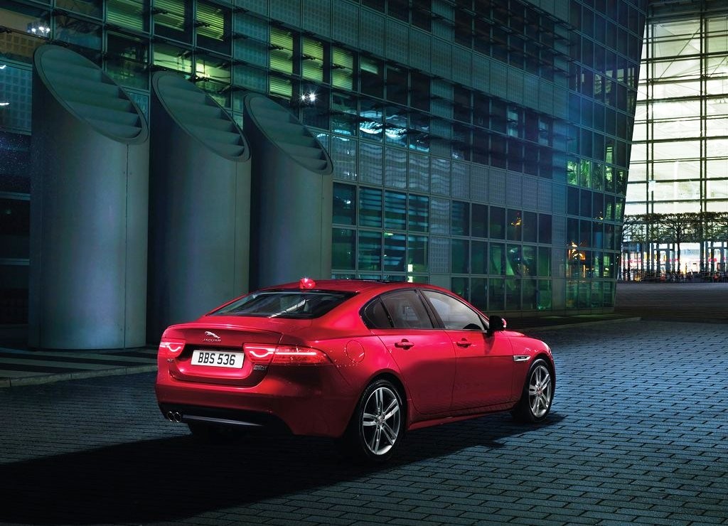JAGUAR XE AGORA TAMBÉM COM TRAÇÃO INTEGRAL, foto 6