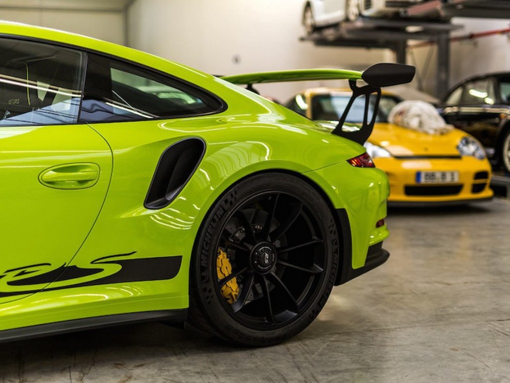 PORSCHE 911 GT3 RS: AINDA MAIS CHAMATIVO BY PORSCHE EXCLUSIVE, foto 4