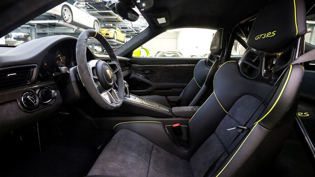 PORSCHE 911 GT3 RS: AINDA MAIS CHAMATIVO BY PORSCHE EXCLUSIVE, foto 10