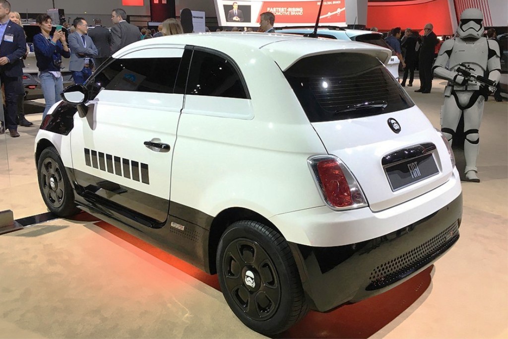 FIAT 500e STORMTROOPER CONCEPT: PROMOVENDO A SAGA ‘STAR WARS’ EM LOS ANGELES, foto 11