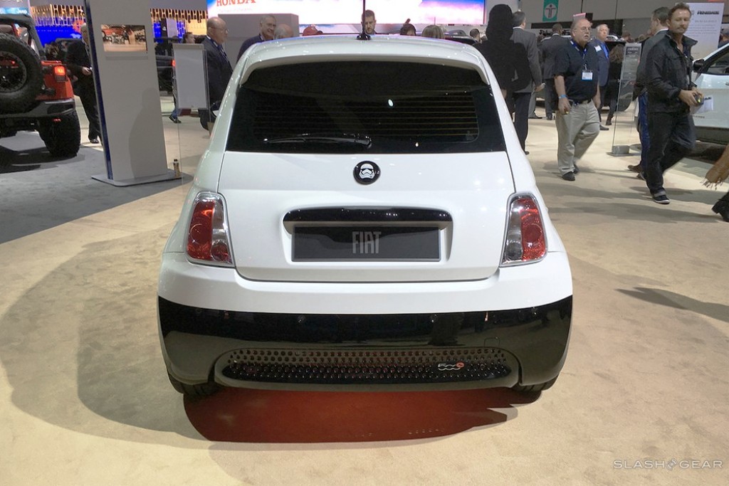 FIAT 500e STORMTROOPER CONCEPT: PROMOVENDO A SAGA ‘STAR WARS’ EM LOS ANGELES, foto 13
